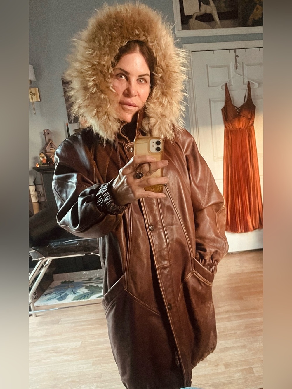 Vintage YORN Women Brown Leather Detachable Hood w Fur Trim Winter Coat Sz 38